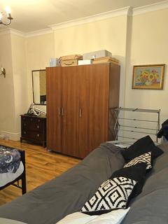 undefined, Forty Lane, Wembley HA9