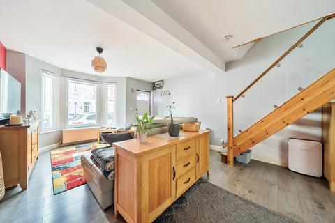 59 Balfour Road, Dover, CT16 2NG