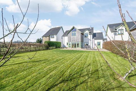 4 bedroom detached house for sale, 7 Wood of Coldrain, Kinross