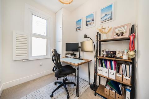 81 Vant Road, London, SW17 8TF