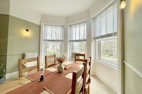 Flat 2, 29 Cavendish Road, Bournemouth, BH1 1QZ