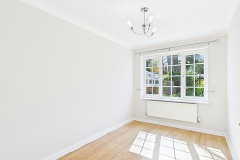 26 Burdock Close, Burghfield Common, Reading, RG7 3YY