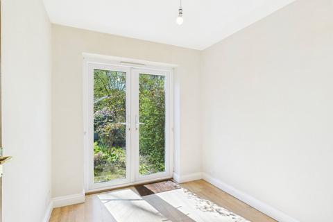 26 Burdock Close, Burghfield Common, Reading, RG7 3YY