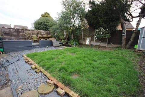 5 bedroom detached house for sale, Ashcourt Drive, Hornsea