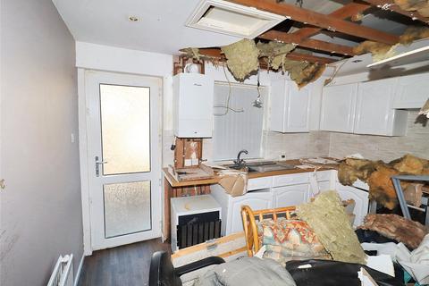 3 bedroom end of terrace house for sale, Hey Street, Brighouse, West Yorkshire, HD6