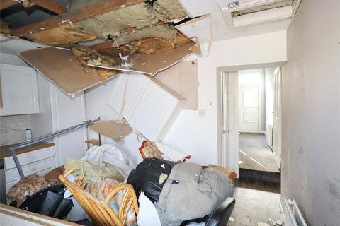 3 bedroom end of terrace house for sale, Hey Street, Brighouse, West Yorkshire, HD6
