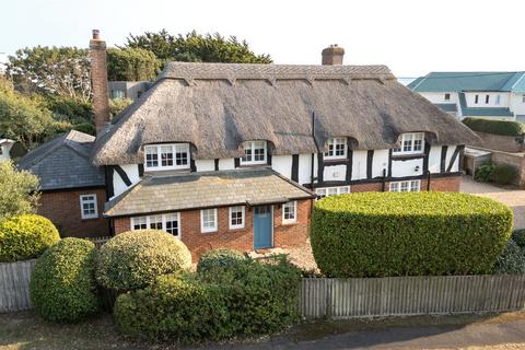 undefined, De La Warr Road, Milford on Sea, Lymington, Hampshire, SO41