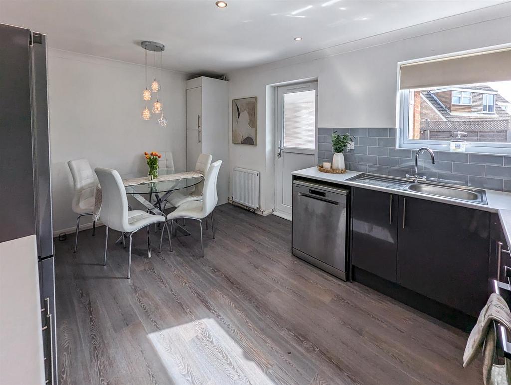 PXL 20250325 103603594.RAW-01.COVER.jpg