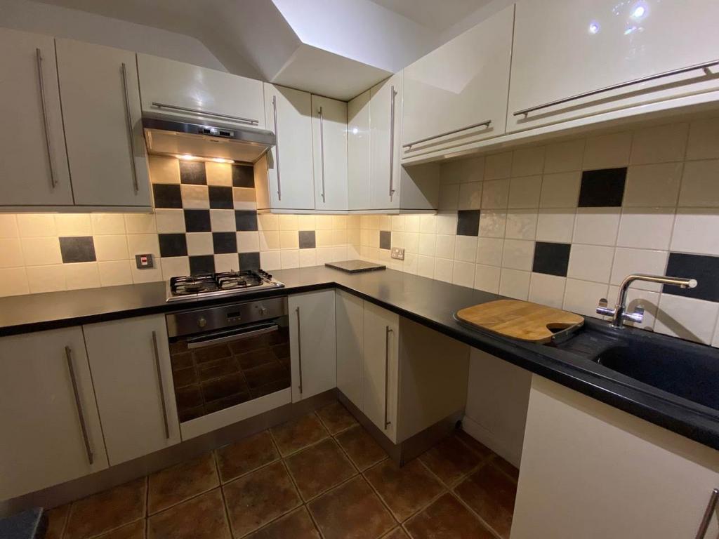 Kitchen 2