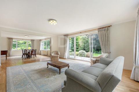 Juniper Green Coombe Ridings, Kingston Upon Thames, KT2 7JT