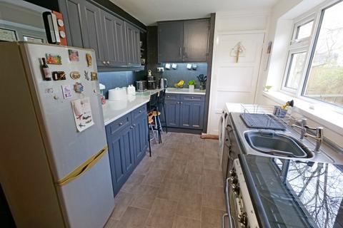44 Avon Drive, Barnoldswick, BB18 6ET