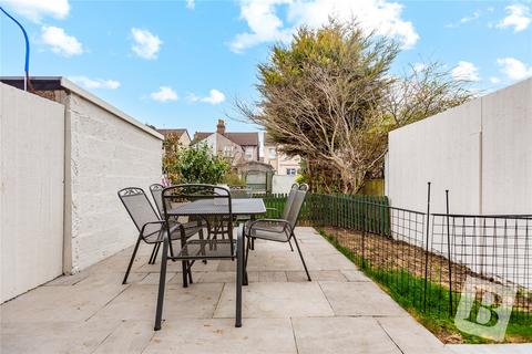 13 Douglas Road, Hornchurch, RM11 1AN