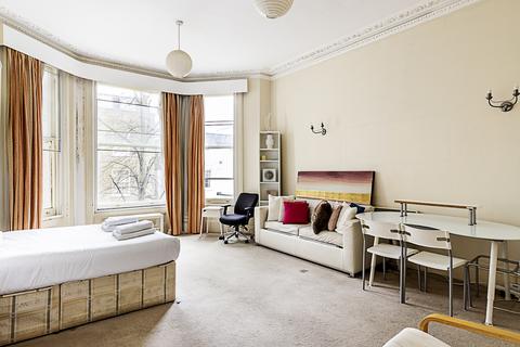 Studio to rent,  Pembridge Square, London W2
