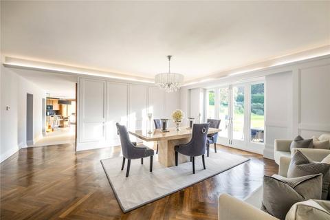 6 bedroom detached house to rent, Grove Road, Seal, Sevenoaks, Kent, TN15
