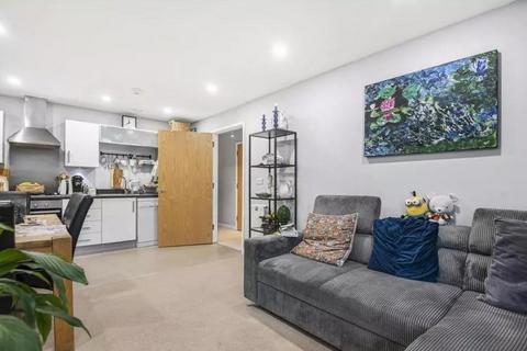 12 Waterside, Lancaster, LA1 1AY