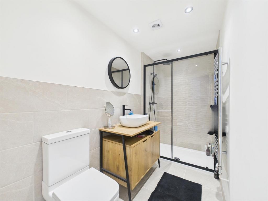 Bedroom One En-Suite