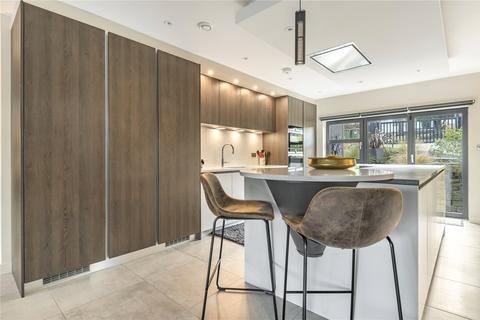 30a Hill Crescent, Bexley, DA5 2DB