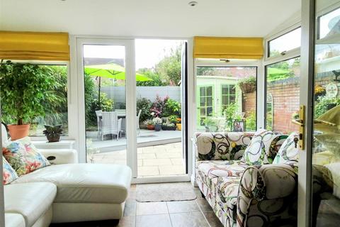 3 bedroom detached house for sale, Globe Court, Evesham Street, Alcester