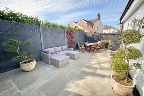 3 bedroom cottage for sale, Main Road, Shavington, CW2