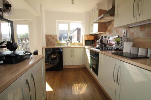 2 bedroom semi-detached house for sale, 26 Ferndene Walk, Birstall, Batley WF17 9BZ
