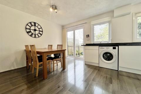 11 Downing Close, Ipswich, IP2 9EQ