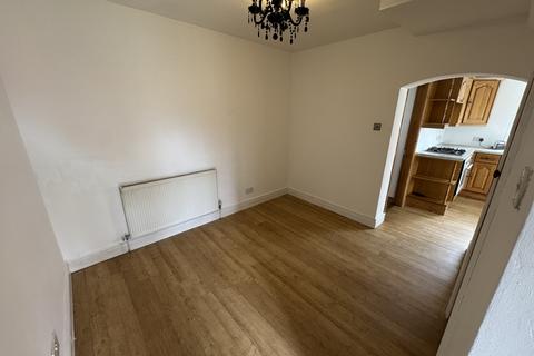 3 bedroom house to rent, Chorley Road, Preston PR5