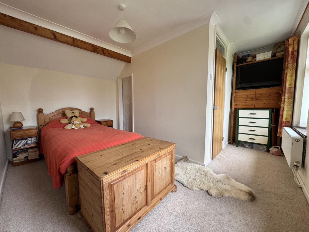 Front Double Bedroom 3