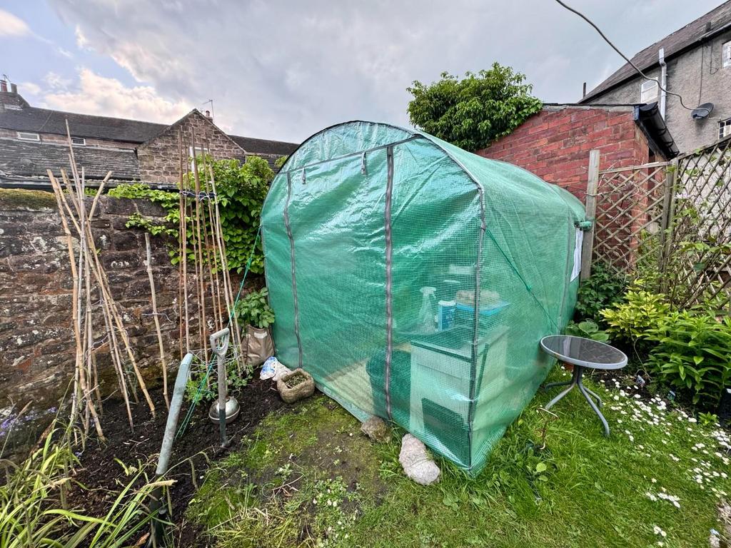 Garden 2.jpg