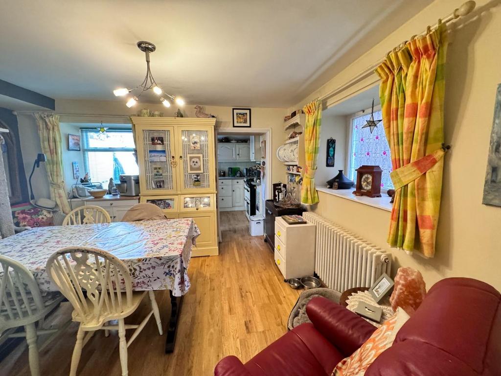 Dining Room 2.jpg