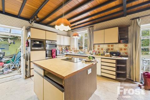 5 bedroom detached house for sale, Queens Avenue, Feltham, Middlesex, TW13