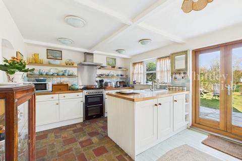3 bedroom cottage for sale, Metfield, Harleston