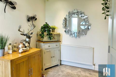 undefined, Robin Lane, Hemsworth, Pontefract, West Yorkshire, WF9