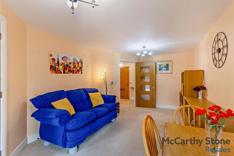 1 bedroom apartment for sale, Martin Court, St. Catherines Road, Grantham