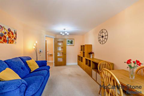 1 bedroom apartment for sale, Martin Court, St. Catherines Road, Grantham