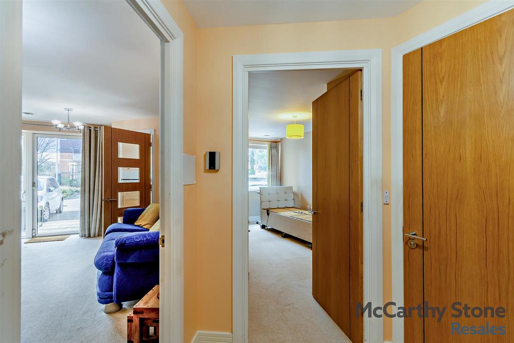 8639597-interior14-800.jpg