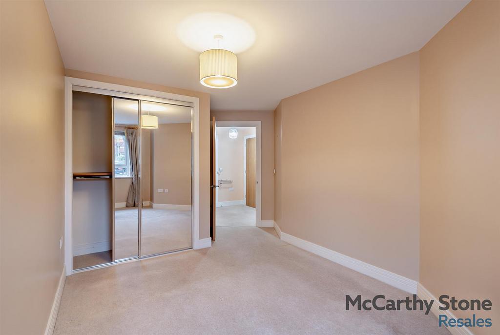 8675150-interior16-800.jpg