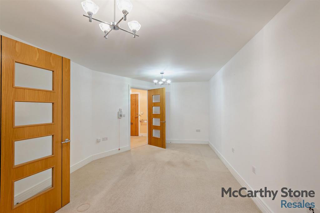 8675150-interior07-800.jpg