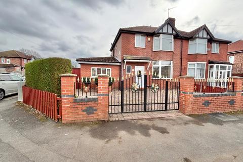 4 bedroom semi-detached house for sale, Old Hall Lane, Manchester