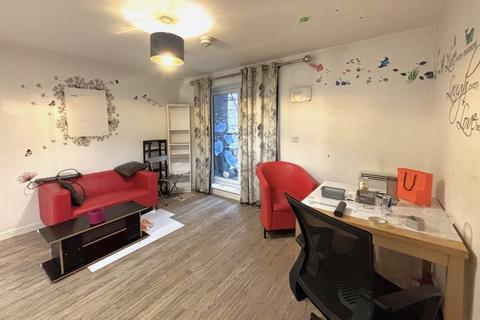 undefined, Guildford Road, Woking GU22