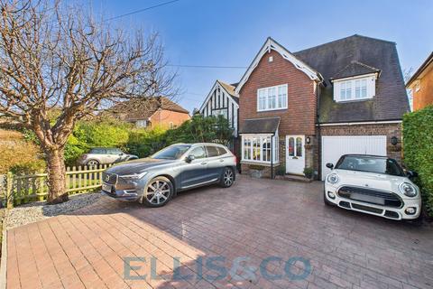 4 bedroom detached house for sale, Dowgate Close, Tonbridge, Kent, TN9