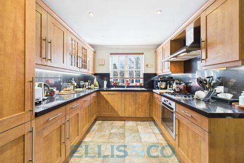 4 bedroom detached house for sale, Dowgate Close, Tonbridge, Kent, TN9
