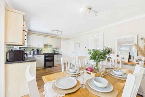 10 Farndale Close, Brierley Hill, DY5 2RU