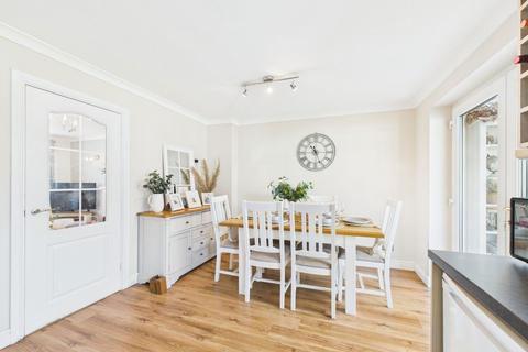 10 Farndale Close, Brierley Hill, DY5 2RU