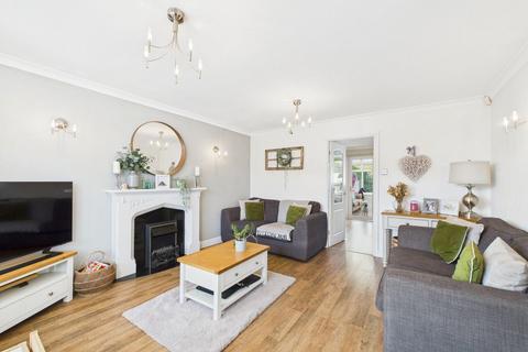 10 Farndale Close, Brierley Hill, DY5 2RU