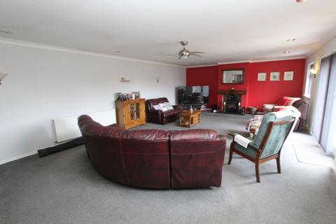 undefined, High street, Brierley Hill DY5