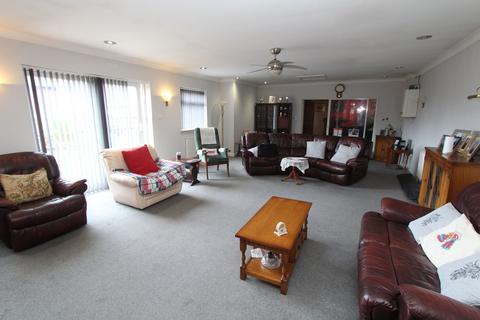 undefined, High street, Brierley Hill DY5