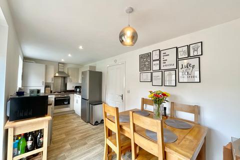 4 Lockley Walk, Stone, ST15 0FR