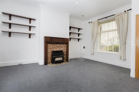 2 bedroom end of terrace house for sale, Halifax Old Road, Huddersfield HD2