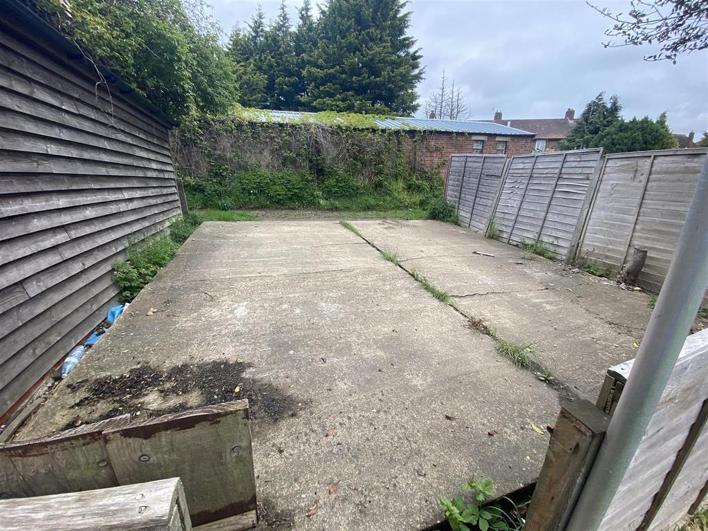 Parking to rear