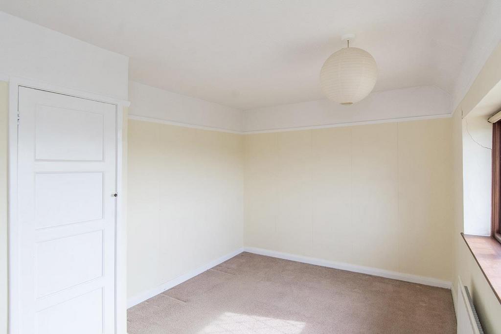 (Bedroom One Photo Two)
